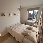 Zurawie 60