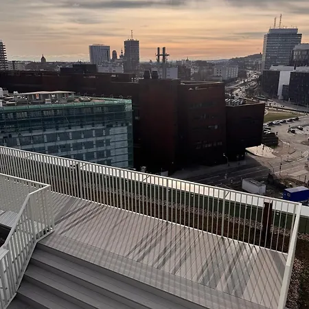 Zurawie 60 דירה *